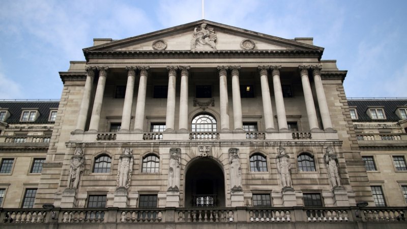 Bank of England Cuts Interest Rates August 2016